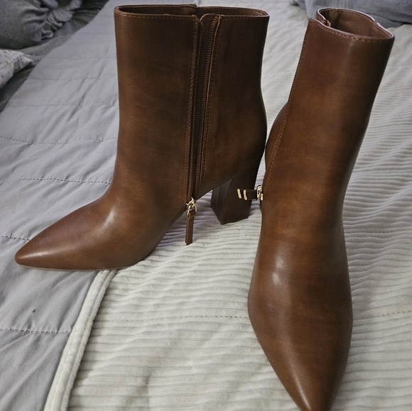 Madden Girl Brown Women's Heeled Boots. Size 10 NWOT - Picture 7 of 8